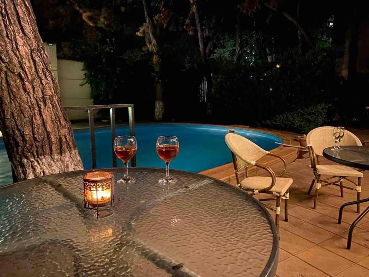 Urban Lodge Hotel Rooms And Suits Tiflis Exterior foto